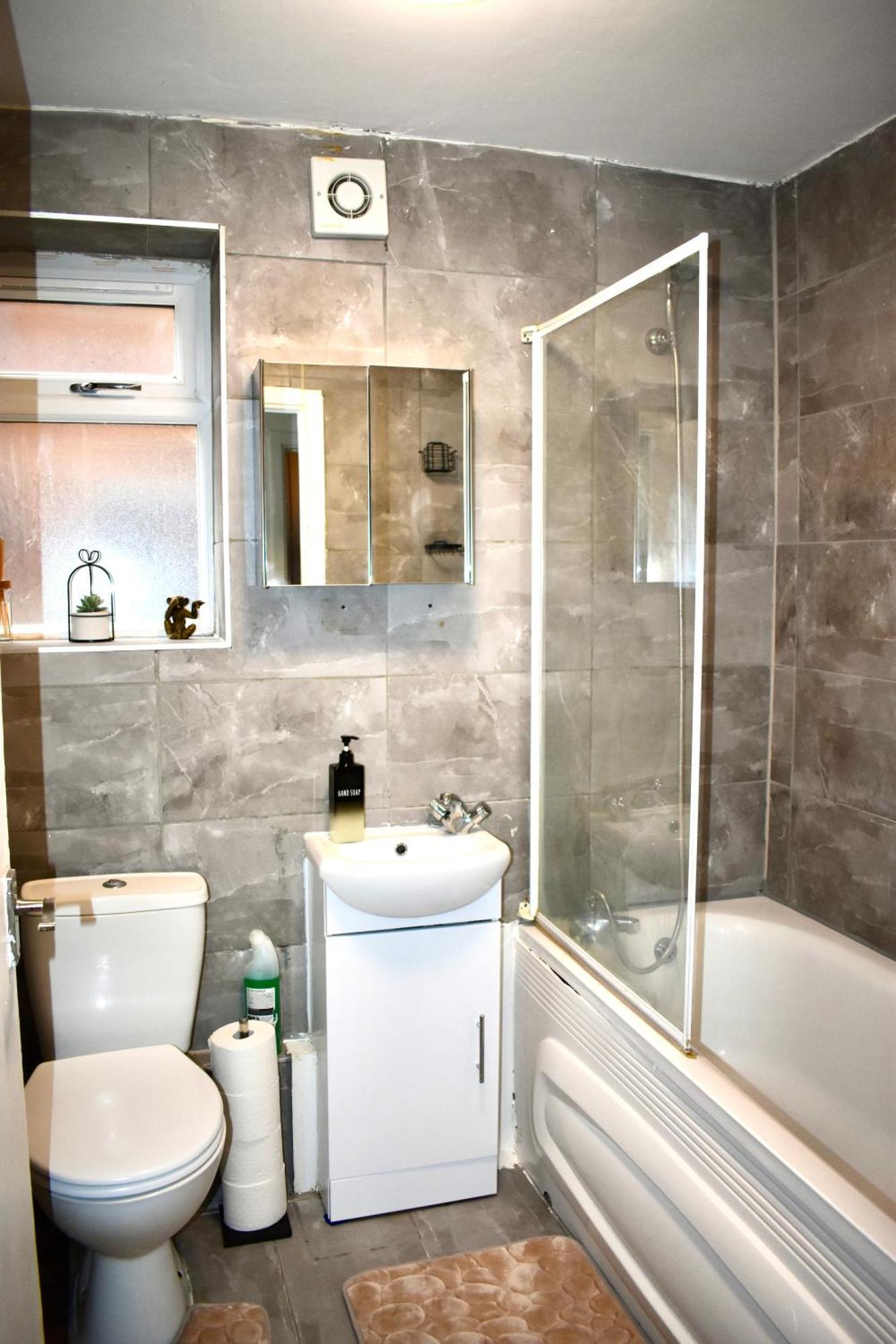 Luxury 2 Bedroom Apartment, Parking, Few Minutes Walk From Wembley Stadium Londra Exterior foto