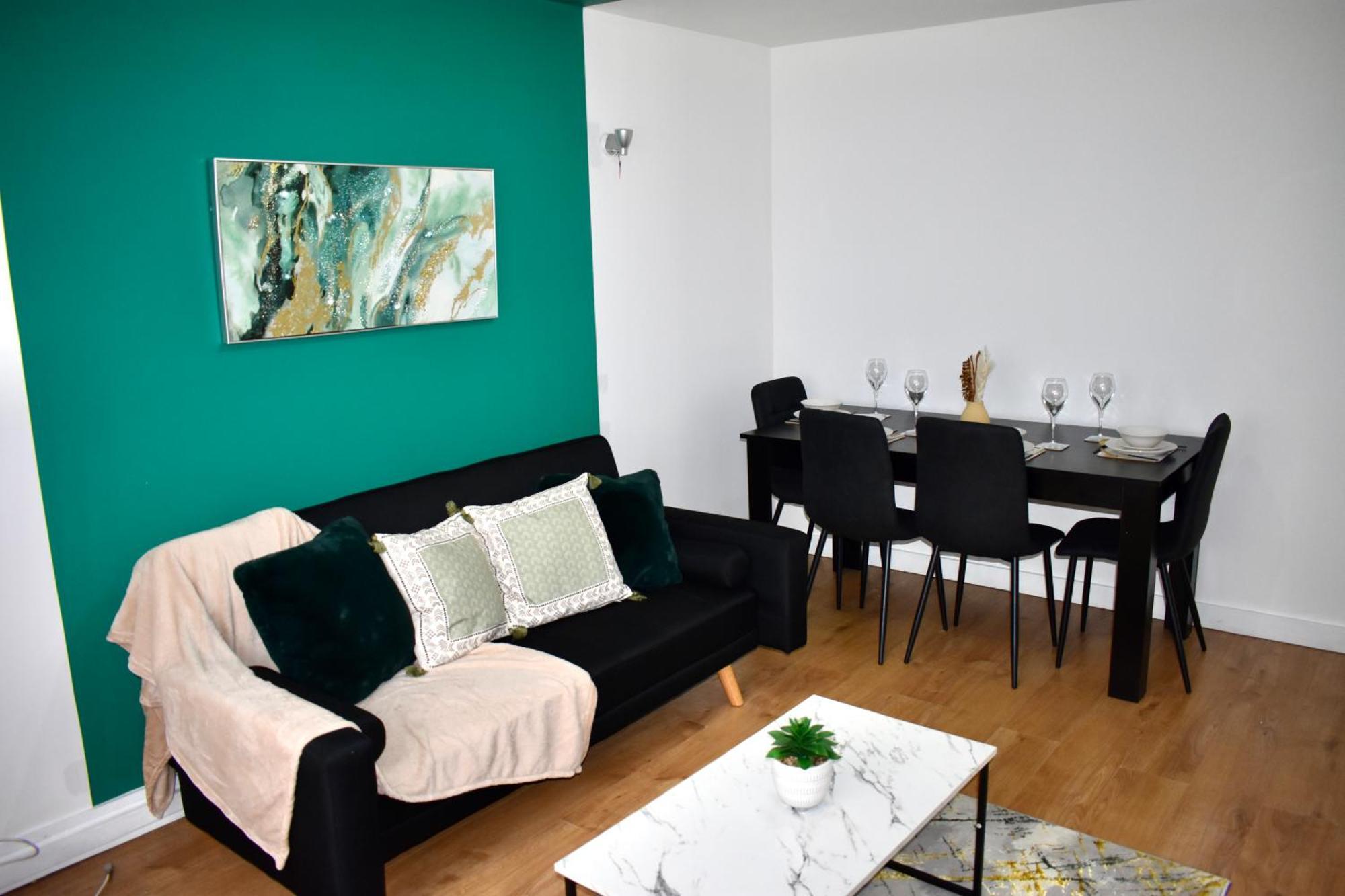 Luxury 2 Bedroom Apartment, Parking, Few Minutes Walk From Wembley Stadium Londra Exterior foto